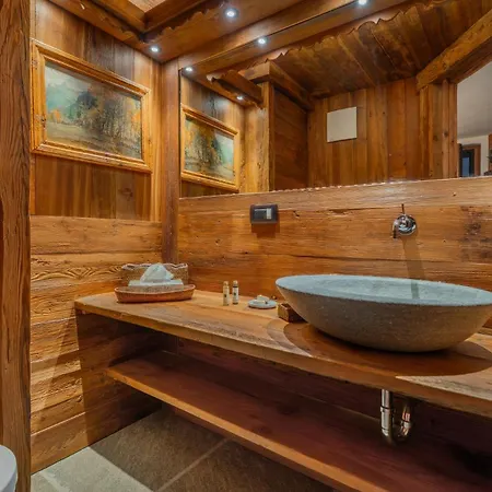 Lumiere - Scopri Il Lusso קורמאיור